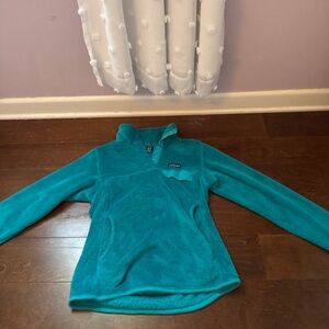 Patagonia sweatshirt